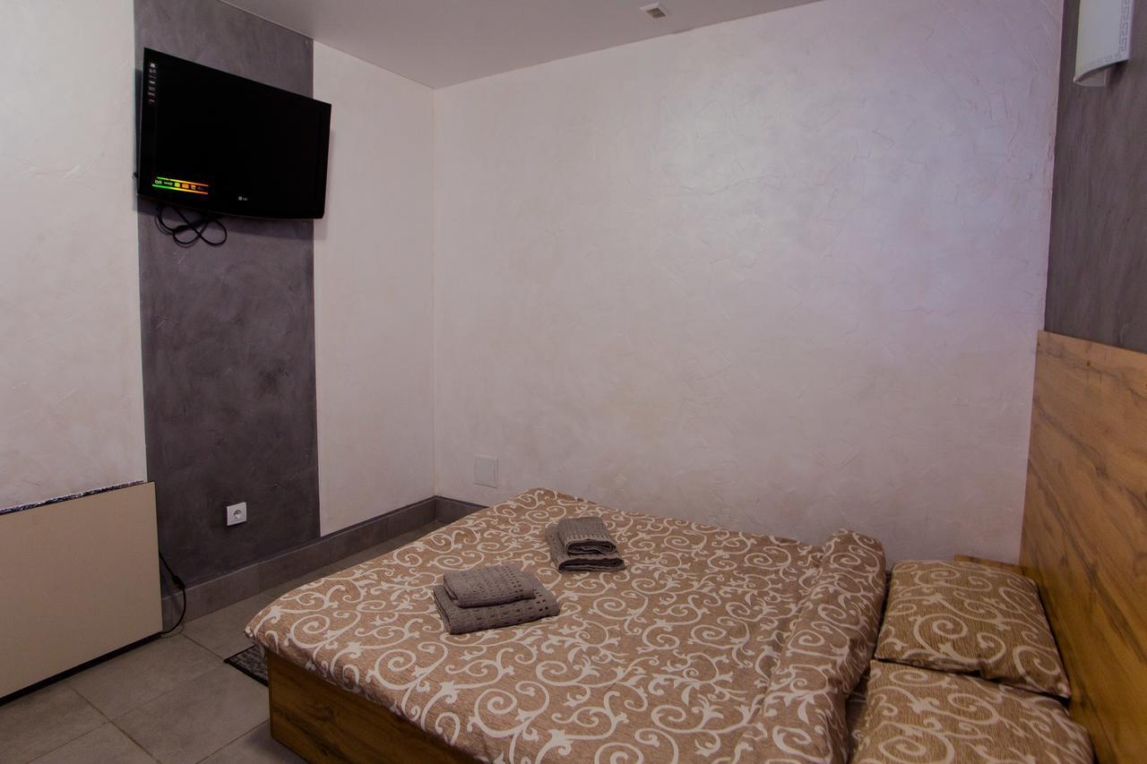 Ok Hotel Rivne Ngoại thất bức ảnh